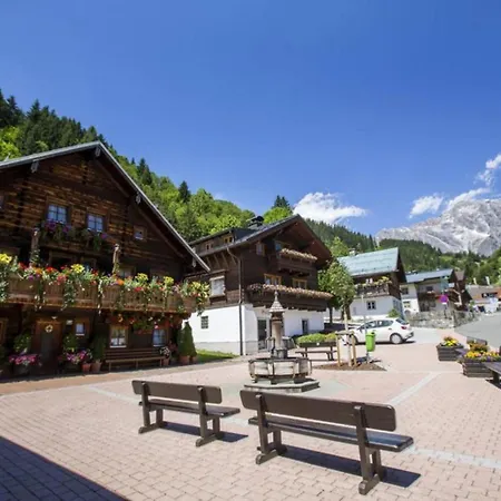 Holiday home Mountainresort 4 Dienten am Hochkoenig